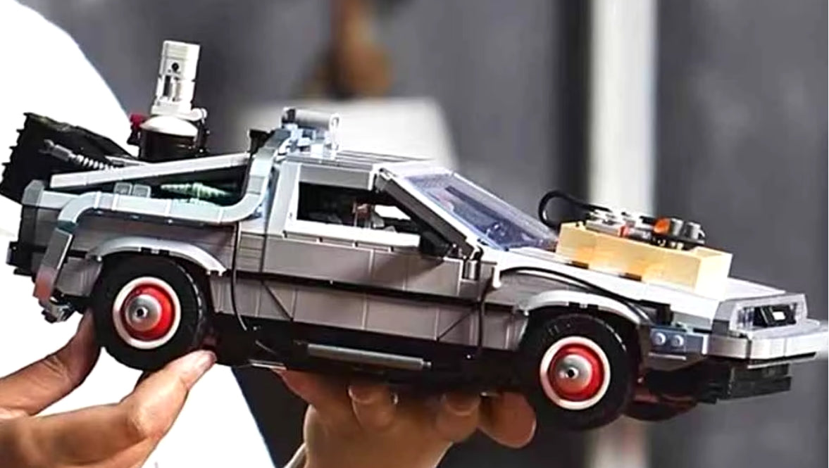 10300 - DeLorean DMC 1872 Pieces