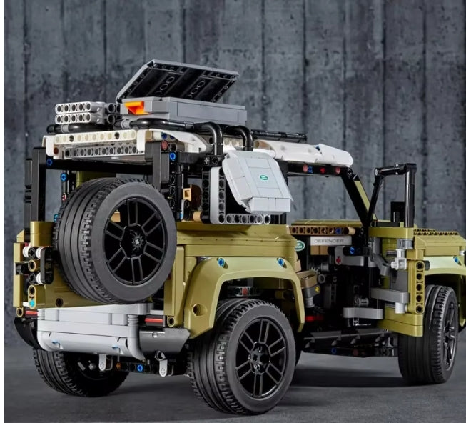 42110 - Land Rover Defender 2573 Pieces