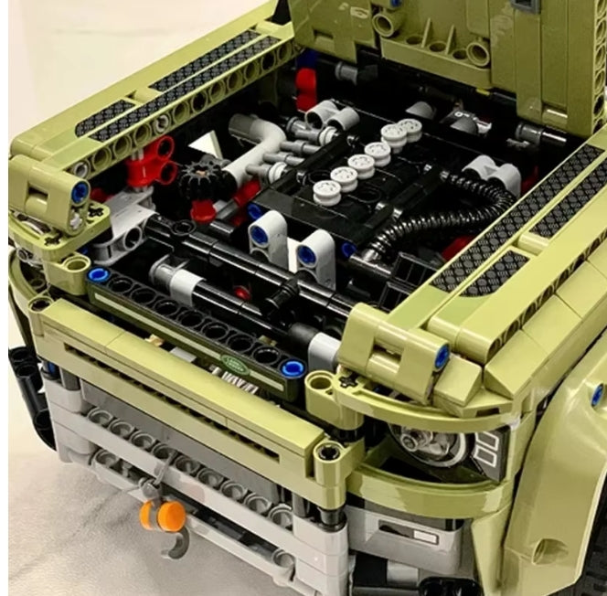 42110 - Land Rover Defender 2573 Pieces