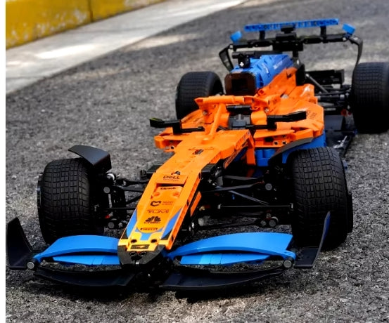 42141 - McLaren F1 Car 1431 Pieces