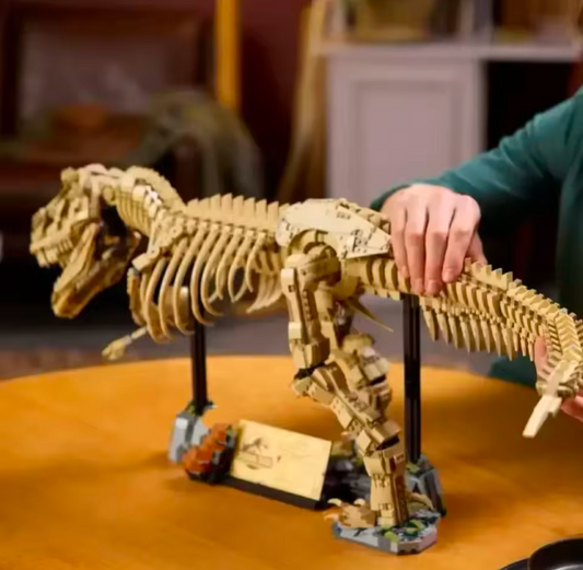 76968 - Jurassic Park Fossils T-rex 3145 Pieces